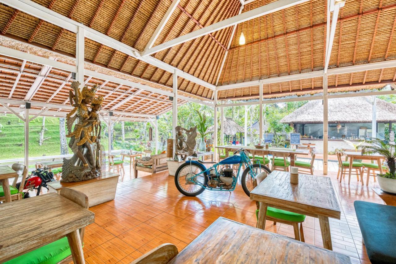 Ubud Sari Health Resort Exterior photo